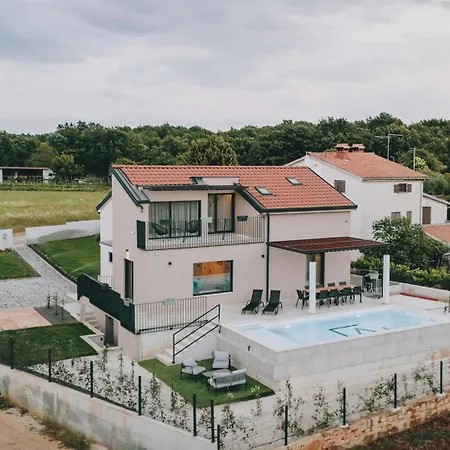 빌라 Casa Vitale *